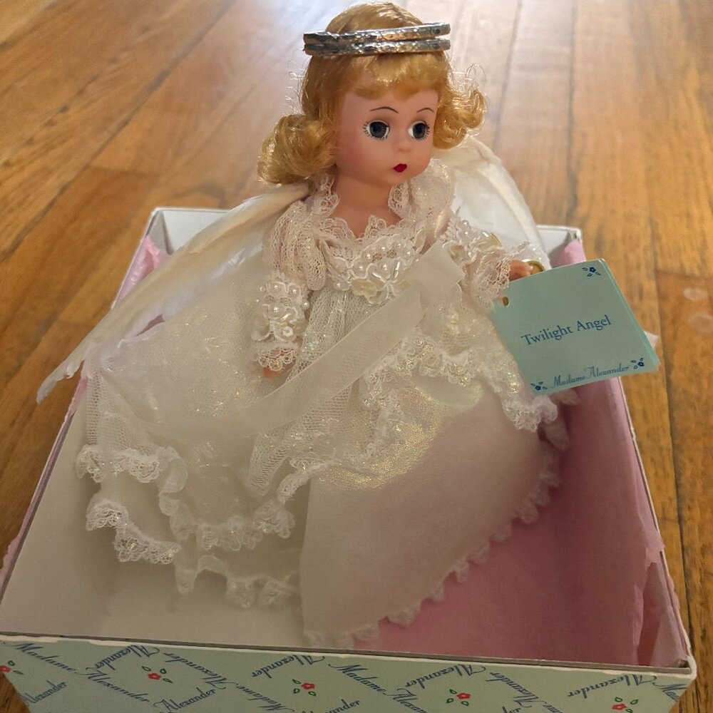 Madame Alexander 1999 Twilight Angel Wendy Doll 10780 75th Anniversary